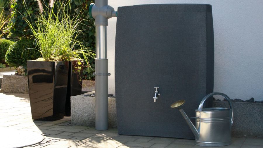 9000357K Noblesse water butt. Colour: Charcoal