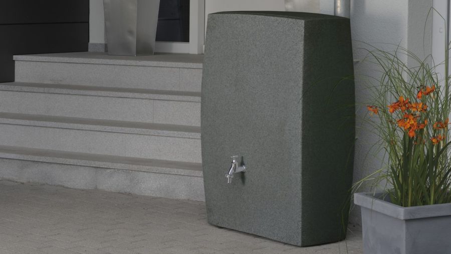 9000357K Noblesse slimline water butt. Colour: Charcoal