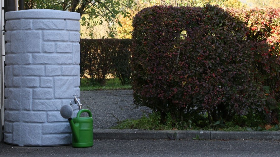 9000630K Arcado 230l round water butt. Colour: Granite