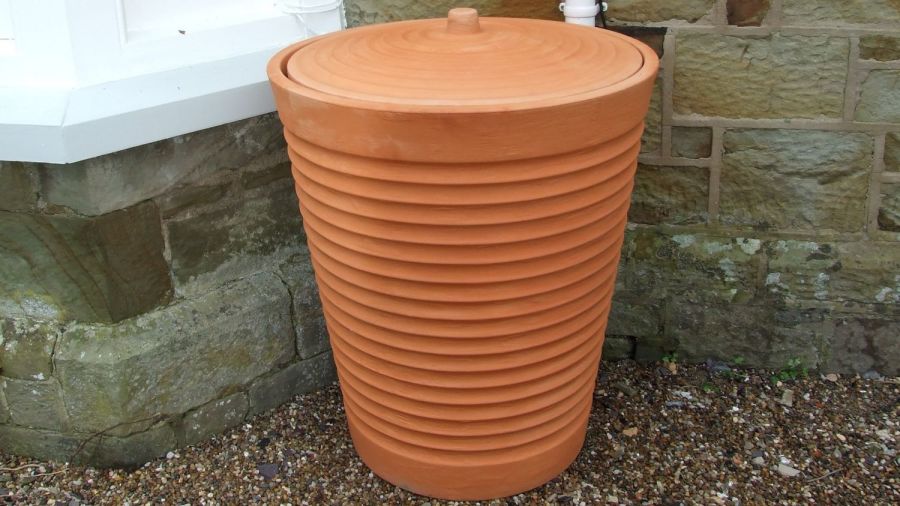 9000700K Tuscan Terracotta 275l water butt